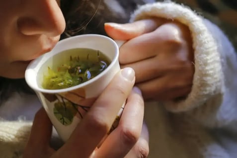 infusiones-y-ejercicios-para-eliminar-gases