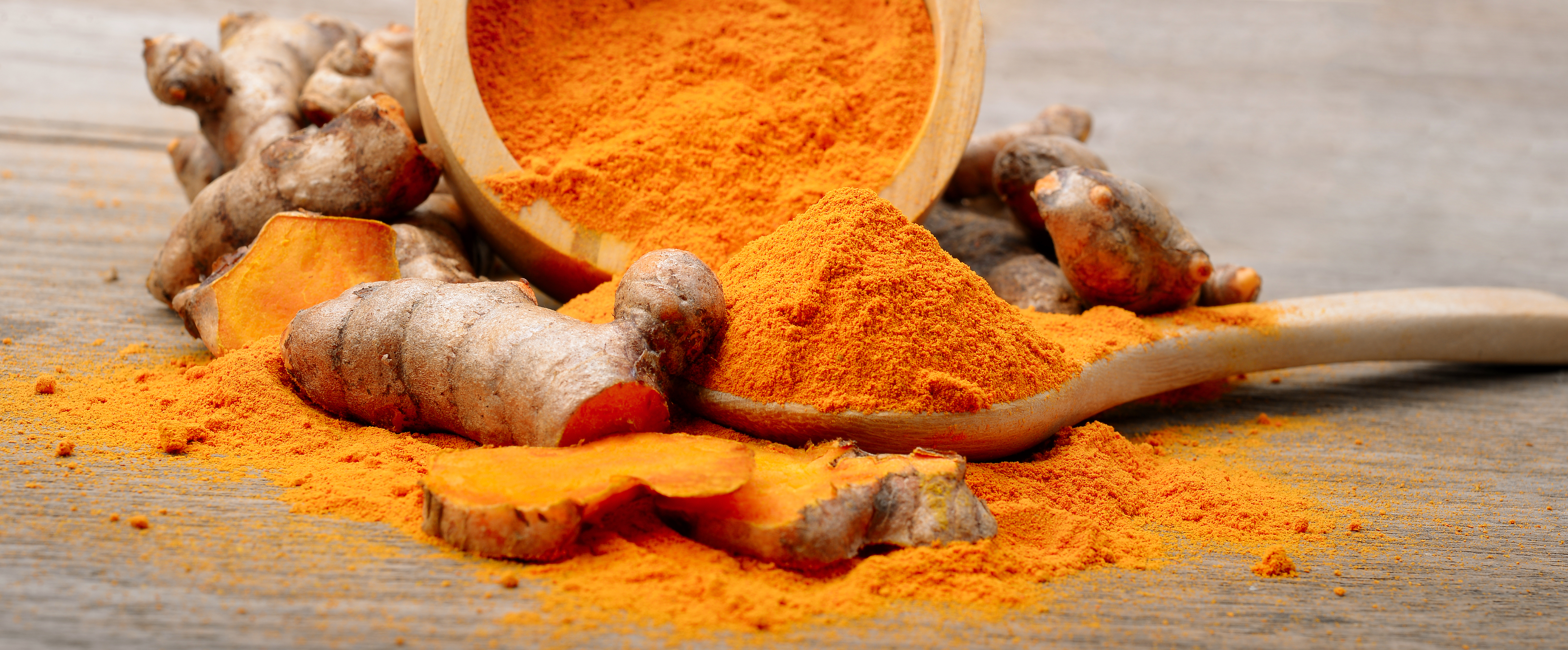 Beneficios de la infusión de cúrcuma, un impulso natural para tu salud